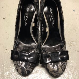 Hollywould by Target High Heels with Bow on front